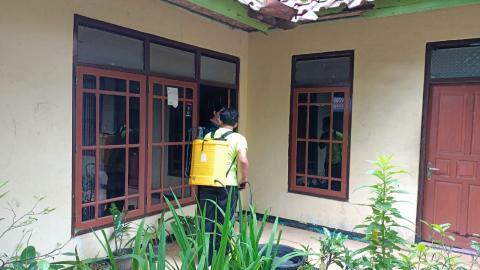 07 Maret Penyemprotan Desinfektan Desa Bd.Kulon