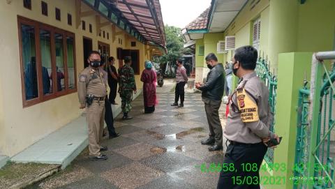 15 MaretTracerScreening Di rumah Warga Desa Cilimus